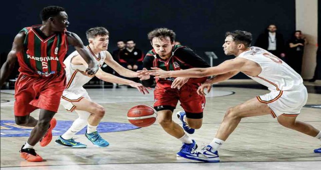 Karşıyaka'nın gençleri Galatasaray'ı yendi