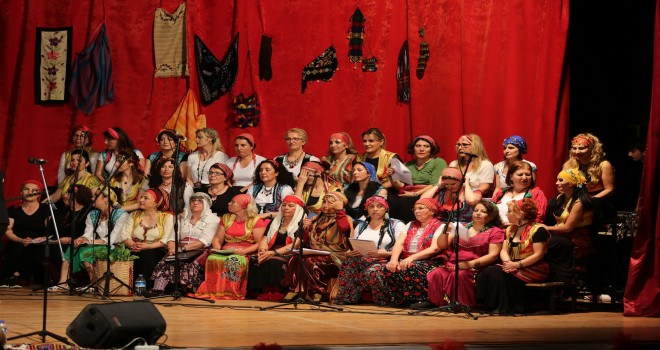 Gaziemir’in koristlerinden Karadeniz türküleri