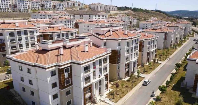 İzmir'de TOKİ kurasına katılacak isimler listesi açıklandı