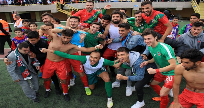 Karşıyaka 3.sıraya yükseldi