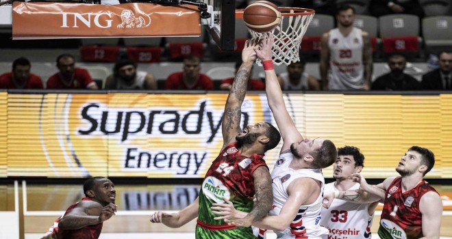 Pınar Karşıyaka İstanbul'da zorlanmadı