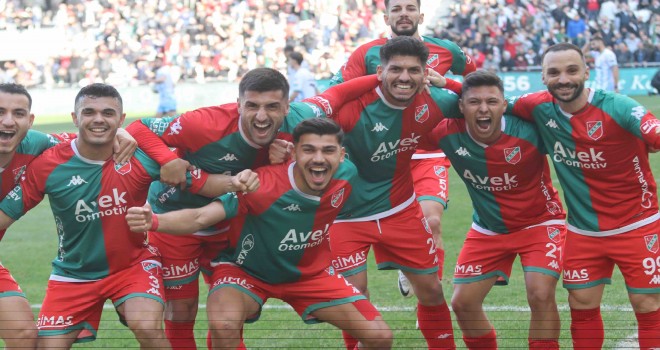 Karşıyaka, Pazarspor'u 3 golle geçti
