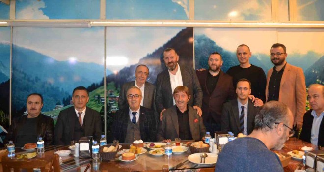 İzmir'de yaşayan Trabzonlular Karşıyaka'da hasret giderdi