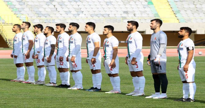 Karşıyaka haftayı karlı kapattı