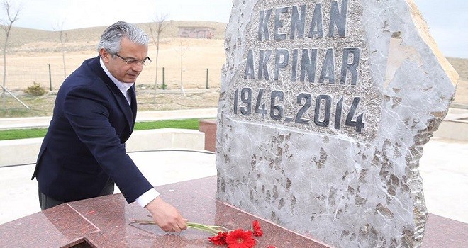 Başkan Akpınar, babasını 5. yokluk yılında andı...