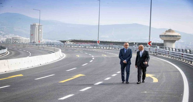 İzmir’de ulaşımı rahatlatacak projenin ilk etabı açıldı