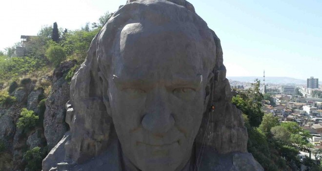 En Büyük Atatürk Maskı bakıma alındı