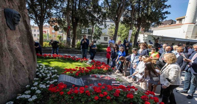 Zübeyde Hanım Anneler Günü'nde anıldı