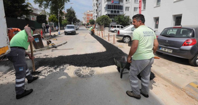 Narlıdere'de asfalt mesaisi
