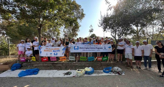 Gençlerden deniz çöpü izleme etkinliği