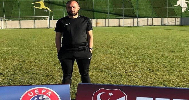 Bostanlıspor futbol antrenörü Oral, UEFA B Lisans Kursunda...