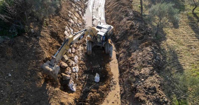 İZSU’dan Kaklık Çayı’na acil müdahale