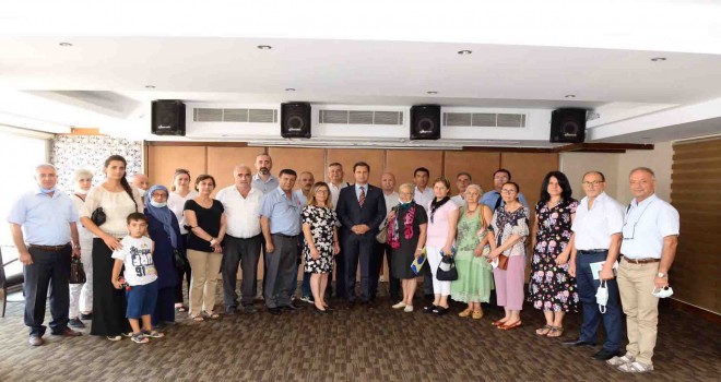 Şehit ve Gazi aileleri CHP İzmir'in kahvaltısında buluştu