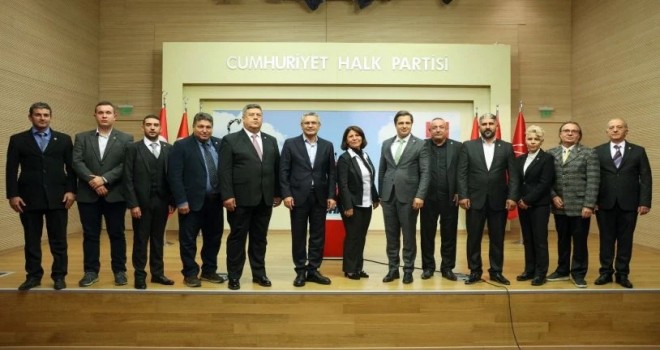 TDP Eski Karşıyaka İlçe Başkanı CHP'ye geçti