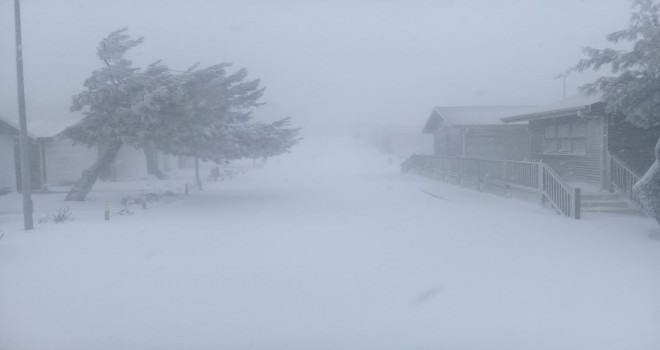 Yamanlar bembeyaz...