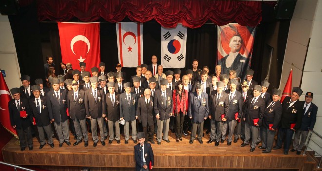 Kıbrıs’ta ilk Türk Bayrağı’nı açan gaziler Karşıyaka’da buluştu