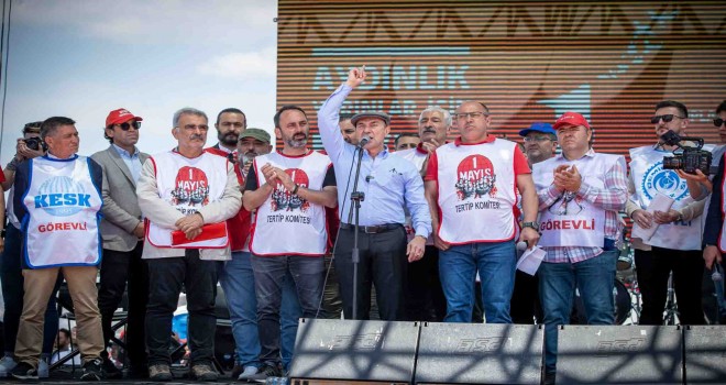İzmir'de coşkulu 1 Mayıs