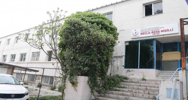 Foça Eski Devlet Hastanesi'nin TOKİ'ye devrinden vazgeçildi