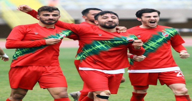 Karşıyaka, Esenler Erokspor'u konuk ediyor