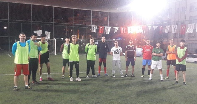 Bostanlıspor U 19 futbol takımı start verdi...