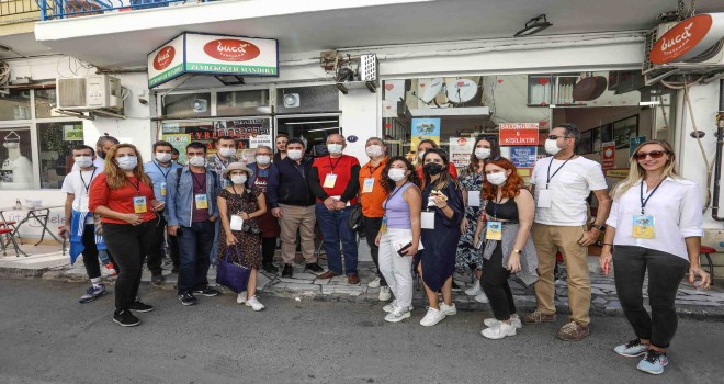 Sosyal medya fenomenleri Buca sokaklarında