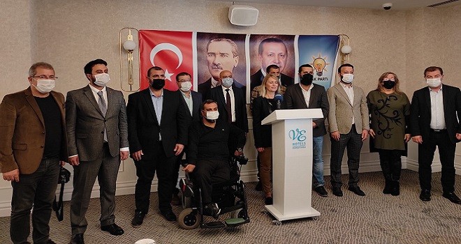 Ak Parti Karşıyaka İlçe Başkanı: Karşıyaka'da battı var, çıktı yok!