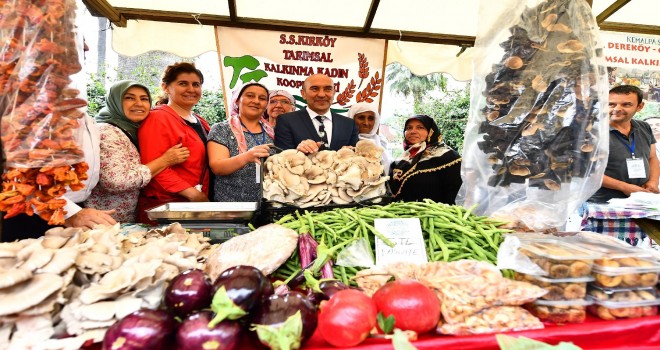 Kültürpark Üretici Pazarı Açıldı