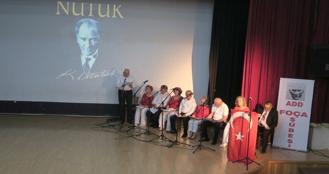 Foça'da ''Atatürk Devrimi'' etkinliği