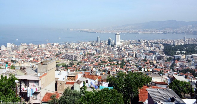 İzmir İmar Yönetmeliği Taslağı kabul edildi