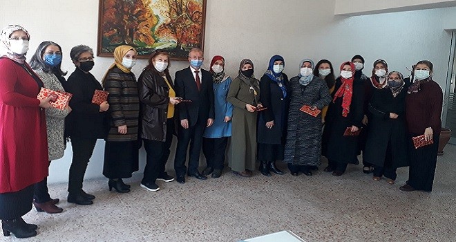 Karşıyaka Müftülüğü 18 Mart için şiir yazma yarışması düzenledi