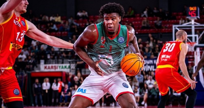 Karşıyaka'da Vernon Carey kabusu