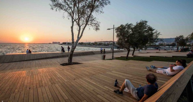 İzmir ''2024’te Seyahat Edilmesi Gereken 10 Şehir'' listesinde