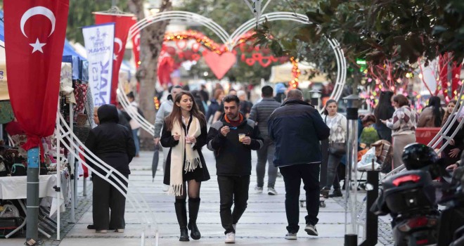 Konak’ın Sevgililer Günü El Emeği Kermesi başladı