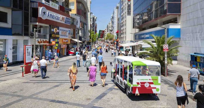 Türkiye genelinden 90 genç Karşıyaka Çarşı’yı tasarlayacak