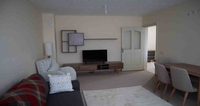 Uzundere’deki 112 konut depremzedelere teslim edildi