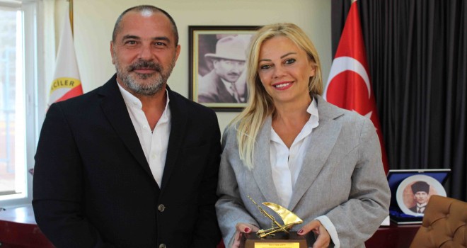 Başkan Öztürk'ten İGC'ye ziyaret