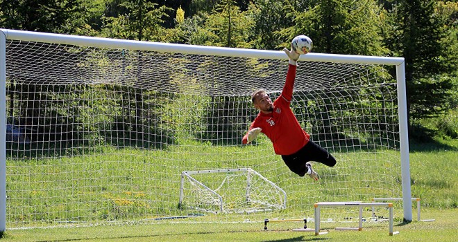 Karşıyaka, kalecilerine güveniyor