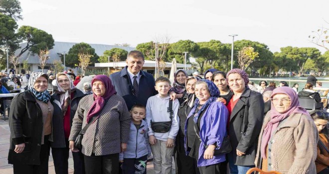 Başkan Tugay Göl Gazinosu’nda Beydağlı kadınlarla buluştu