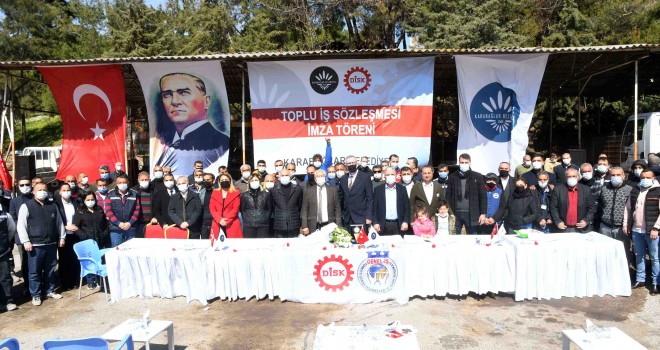 Karabağlar’da toplu sözleşme sevinci