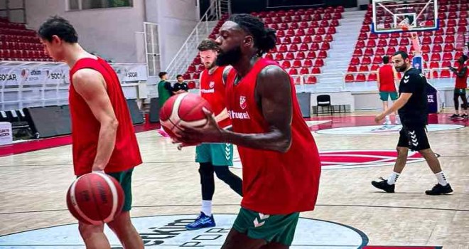 Karşıyaka potada sezonu Aliağa'da açıyor