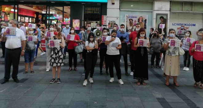 CHP Karşıyaka’dan kadın eylemi