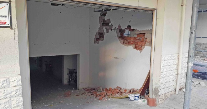 Karşıyaka’nın güncel deprem raporu: 21 ağır, 38 orta hasarlı bina