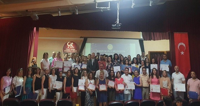 Karşıyaka’daki 21 okula kalite etiketi verildi
