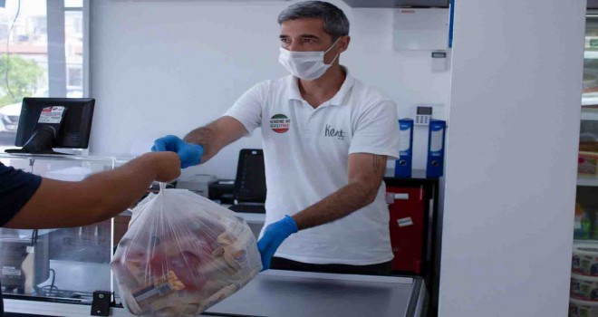 Karşıyaka Belediyesi’nden ihtiyaç sahiplerine Kent Market Kart