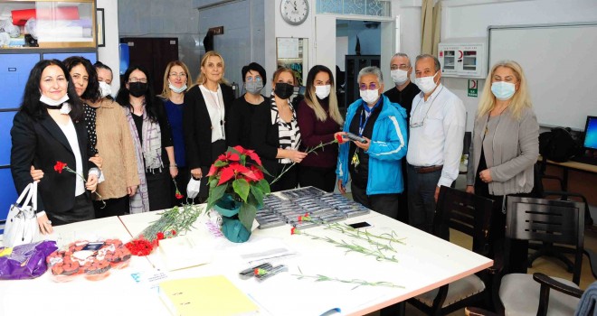 Başkan Çalkaya eğitim emekçilerini unutmadı