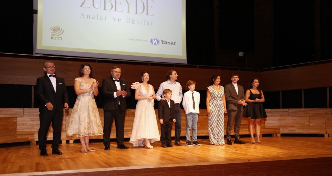 Zübeyde, Analar ve Oğullar filminin İzmir Galası yapıldı