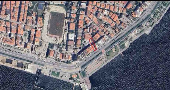 Karşıyaka Yalı'daki vakıf arazisi ''ticaret-turizm'' alanına dönüştürüldü