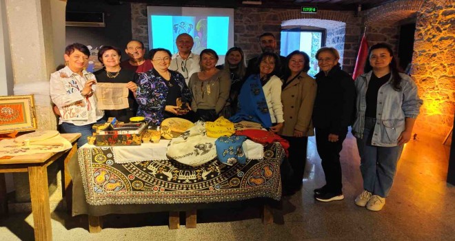 Tokat yazmacılığı İzmir'de yeniden hayat buluyor