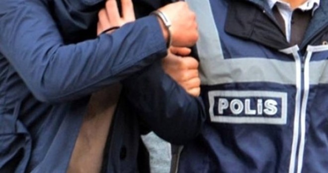 27 ayrı dolandırıcılık suçundan aranan kişi Bostanlı'da yakalandı