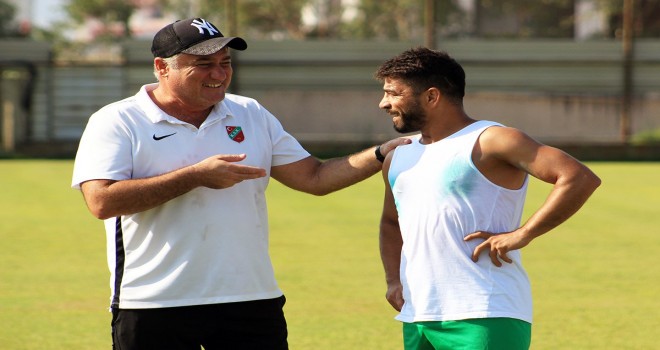 Karşıyaka'da Toros ve Aşan arasında buzlar eridi